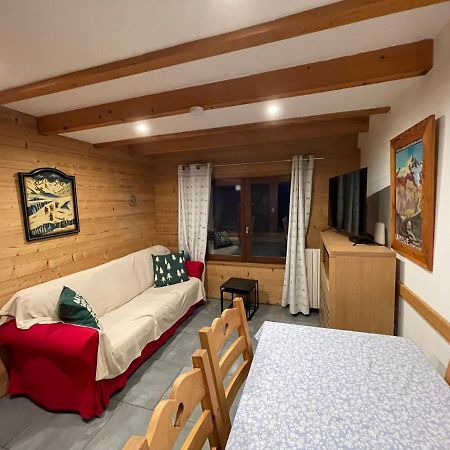LE GENEPI bel appartement avec terrasse dans vieille ferme de montagne rénovée Les Orres Esterno foto