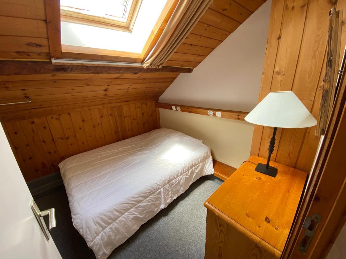 LE GENEPI bel appartement avec terrasse dans vieille ferme de montagne rénovée Les Orres Esterno foto