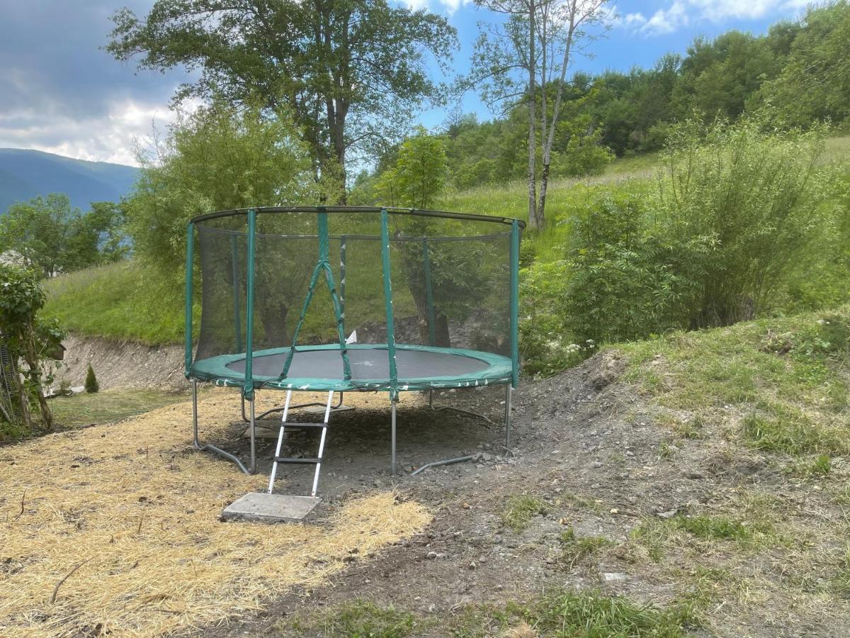 LE GENEPI bel appartement avec terrasse dans vieille ferme de montagne rénovée Les Orres Esterno foto